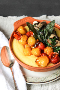 polenta, vegetarian dinner, vegetarian food, sauteed vegetables, roast dinner, roasted tomatoes, side salad, side meals, contorni, polenta meals, the life harvest, food blog